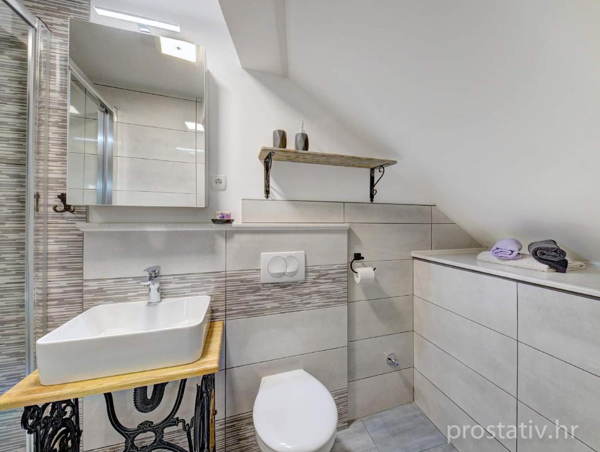 סנג' Apartmani Frankopan מראה חיצוני תמונה